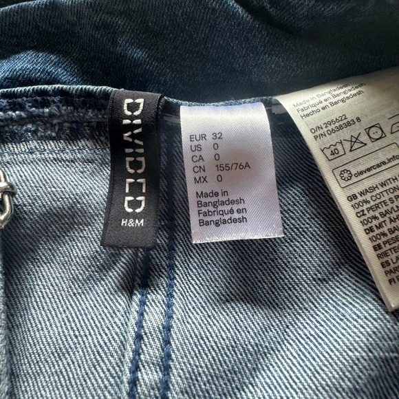 Divided by H&M Denim Mini Floral Overall Dress - Picture 6 of 6